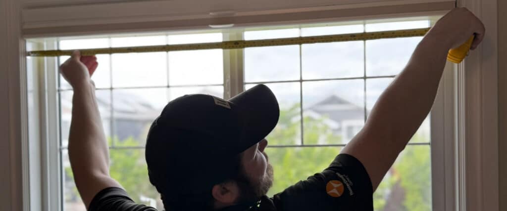 Hunter Douglas Installer Measuring Blinds